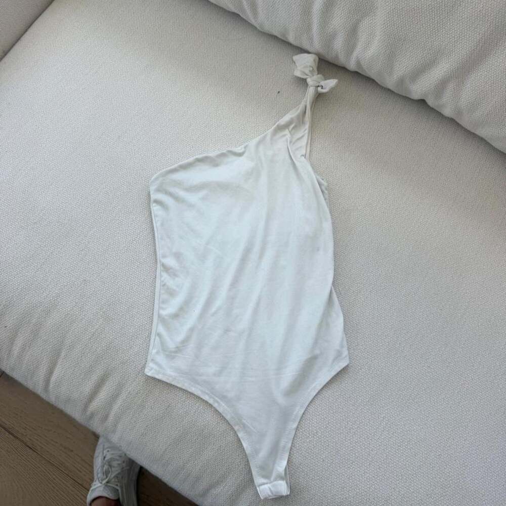 Gaze white bodysuit in xs